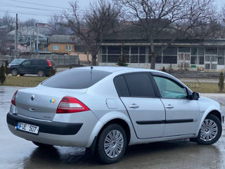 Renault Megane foto 6