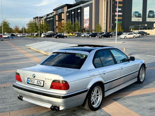 BMW 7 Series foto 10