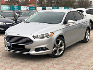 Ford Fusion foto 1