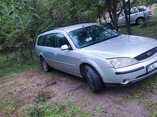 Ford Mondeo foto 2