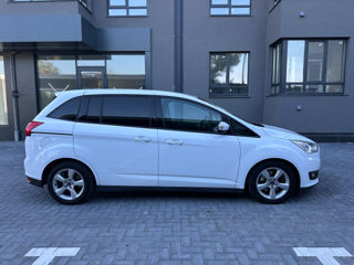 Ford Grand C-MAX foto 3