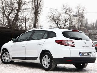 Renault Megane foto 2