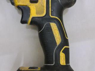 Vind Dewalt DCF887 Folosit. foto 3