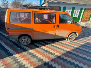 Volkswagen Transporter foto 4