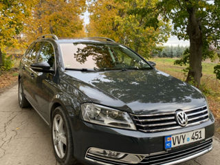 Volkswagen Passat foto 3