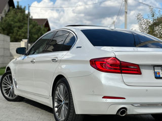 BMW 5 Series foto 8