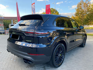 Porsche Cayenne foto 6