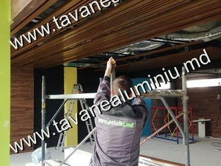 Tavane plafoane poduri suspendate din aluminiu (metalic) reecinai potoloc montaj instalare tavane foto 2