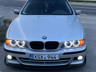 BMW 5 Series foto 5