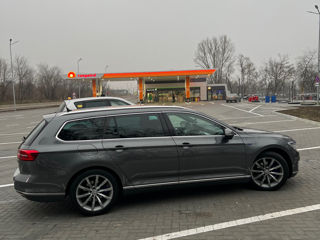 Volkswagen Passat foto 2