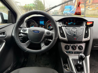 Ford Focus foto 9