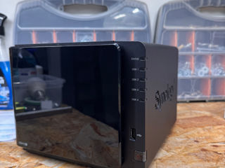 Synology NAS 415+