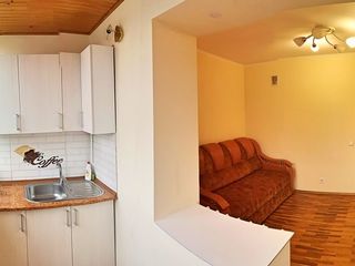 Apartament cu 2 camere, 45 m², Centru, Chișinău foto 3