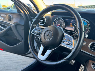 Mercedes E-Class foto 9