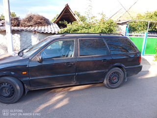 Volkswagen Passat foto 2