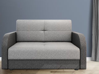 Canapea extensibilă compactă și calitativă