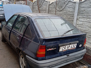 Opel Kadett foto 3