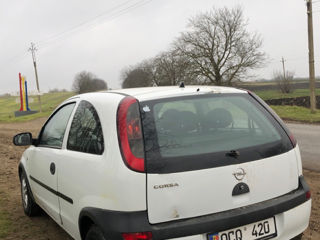 Opel Corsa foto 2