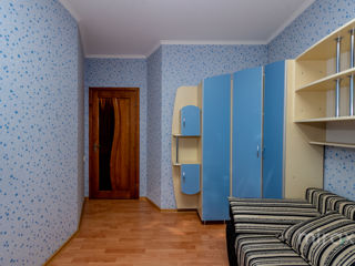Apartament cu 3 camere, 90 m², Buiucani, Chișinău foto 8