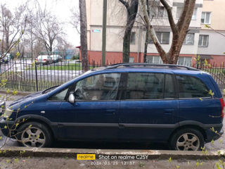 Opel Zafira foto 7