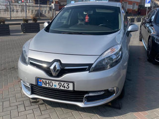 Renault Scenic spre chirie foto 6