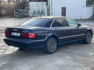 Audi A8 foto 3