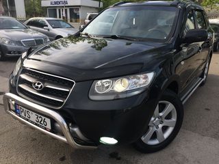 Hyundai Santa FE foto 1