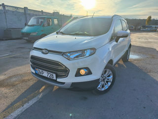 Ford EcoSport foto 2