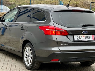 Ford Focus foto 4