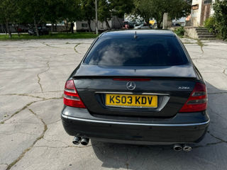 Mercedes E-Class foto 4