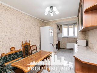 Apartament cu 3 camere, 84 m², Botanica, Chișinău foto 5