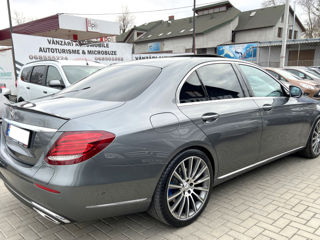 Mercedes E-Class foto 4