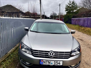 Volkswagen Passat foto 2