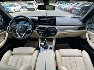 BMW 5 Series foto 11