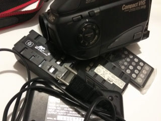 Видеокамера, JVC GR-AX66., б/у., в о/с, 650лей. foto 1