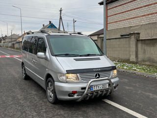 Mercedes V-Class foto 2