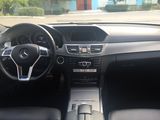 Mercedes E Class foto 2