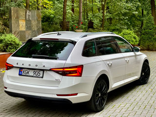 Skoda Superb foto 4