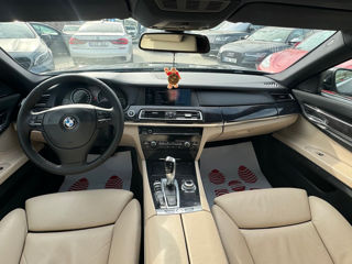 BMW 7 Series foto 6