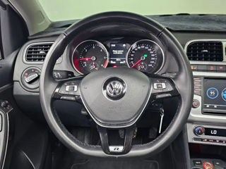 Volkswagen Polo foto 14