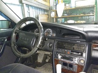 Audi 100 foto 9