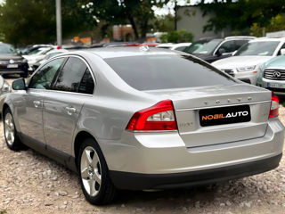 Volvo S80 foto 4