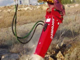 Excavator Ciocan Hidraulic Bobcat Servicii Mecanizate