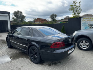 Volkswagen Phaeton foto 2