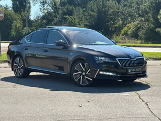 Skoda Superb foto 4