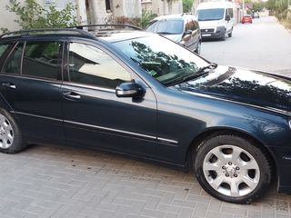 Mercedes C Class foto 4