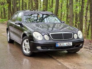 Mercedes E Class foto 1