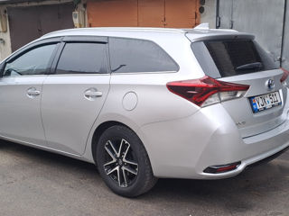 Toyota Auris foto 5