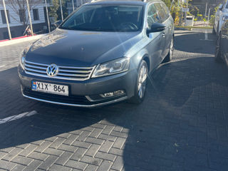 Volkswagen Passat foto 1