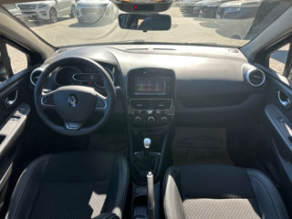 Renault Clio foto 10